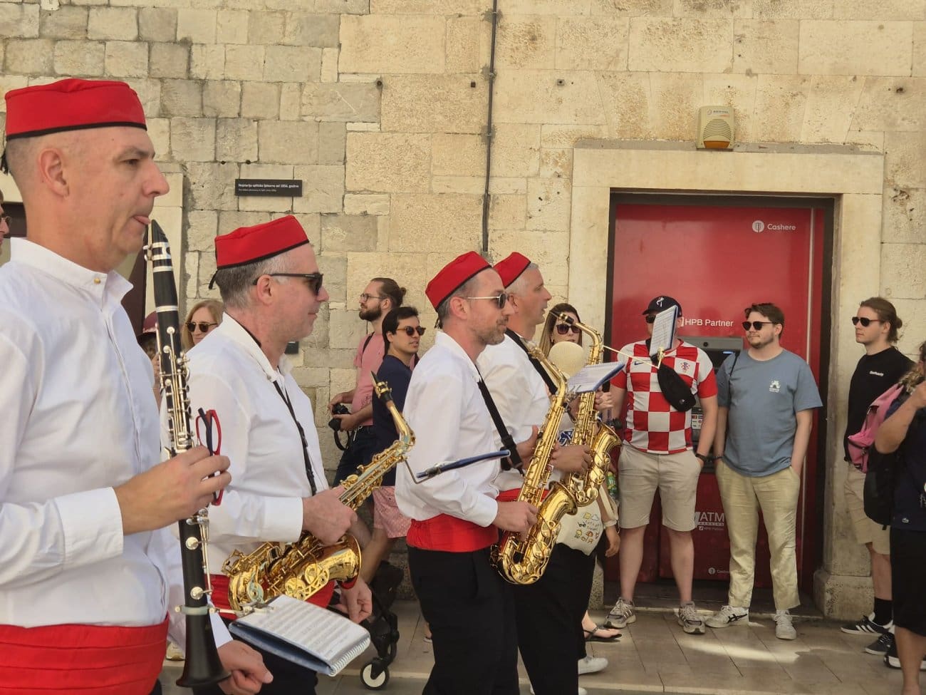 dan drzavnosti mazoretkinje orkestar 16