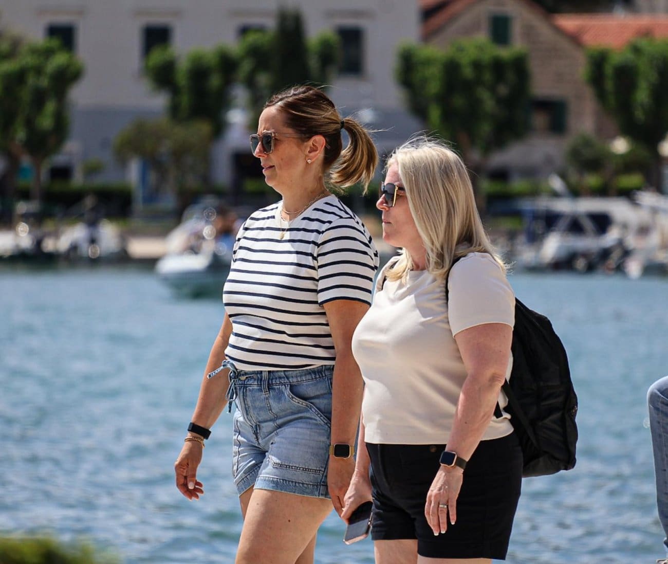 FOTOGALERIJA Sunčani đir po centru Splita: Riva puna šetača, turista više nego domaćih