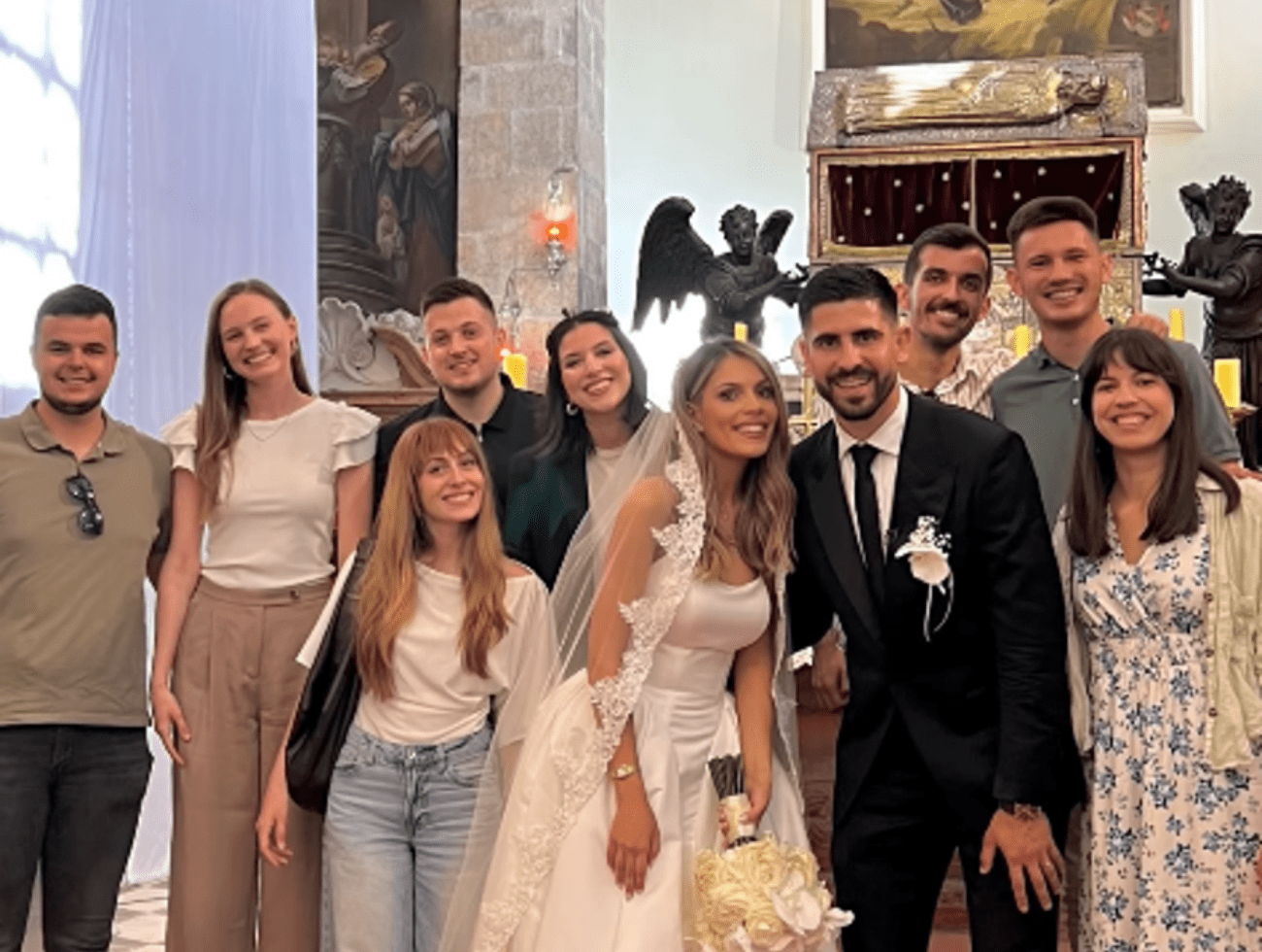 Iznenadit će vas tko je pjevao na vjenčanju Martina Erlića