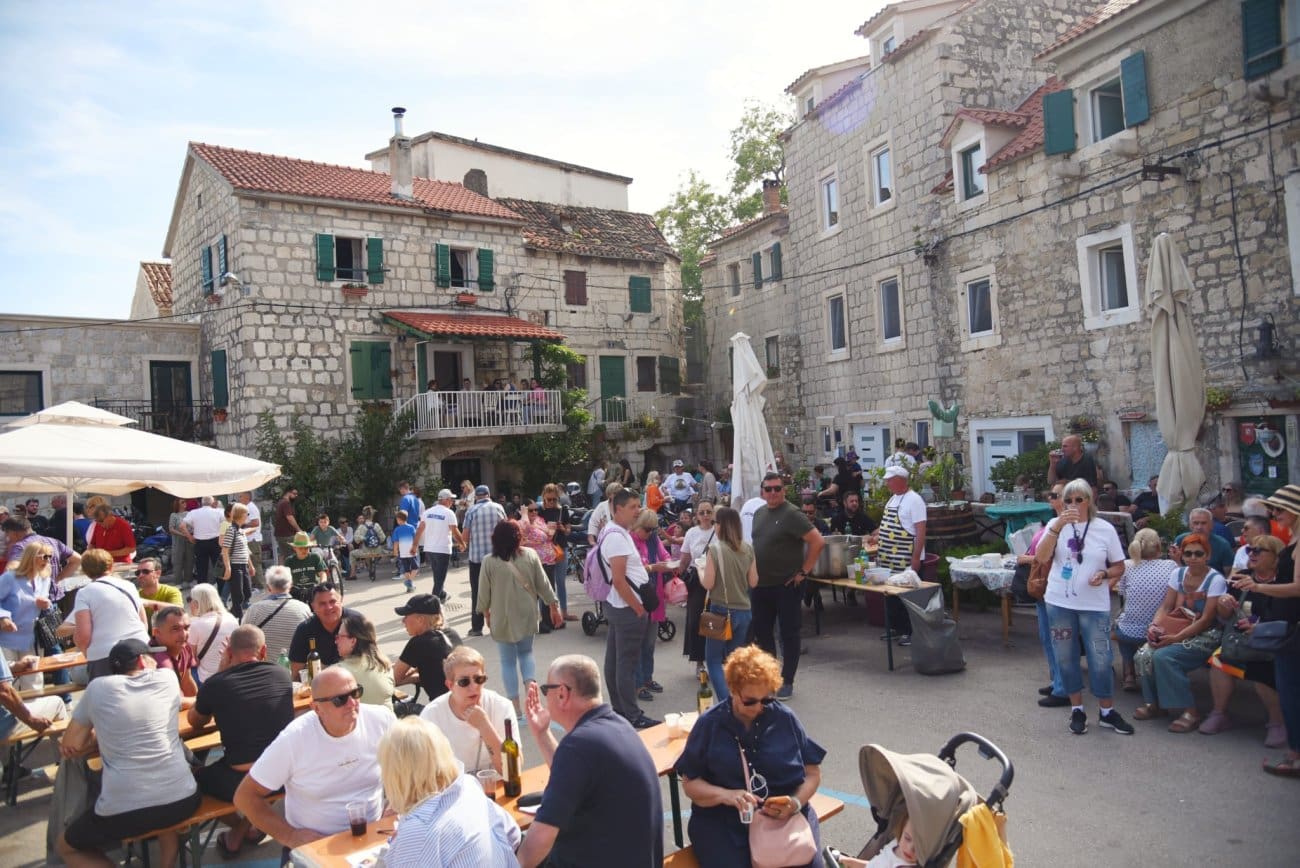 festa o boba kastela 1