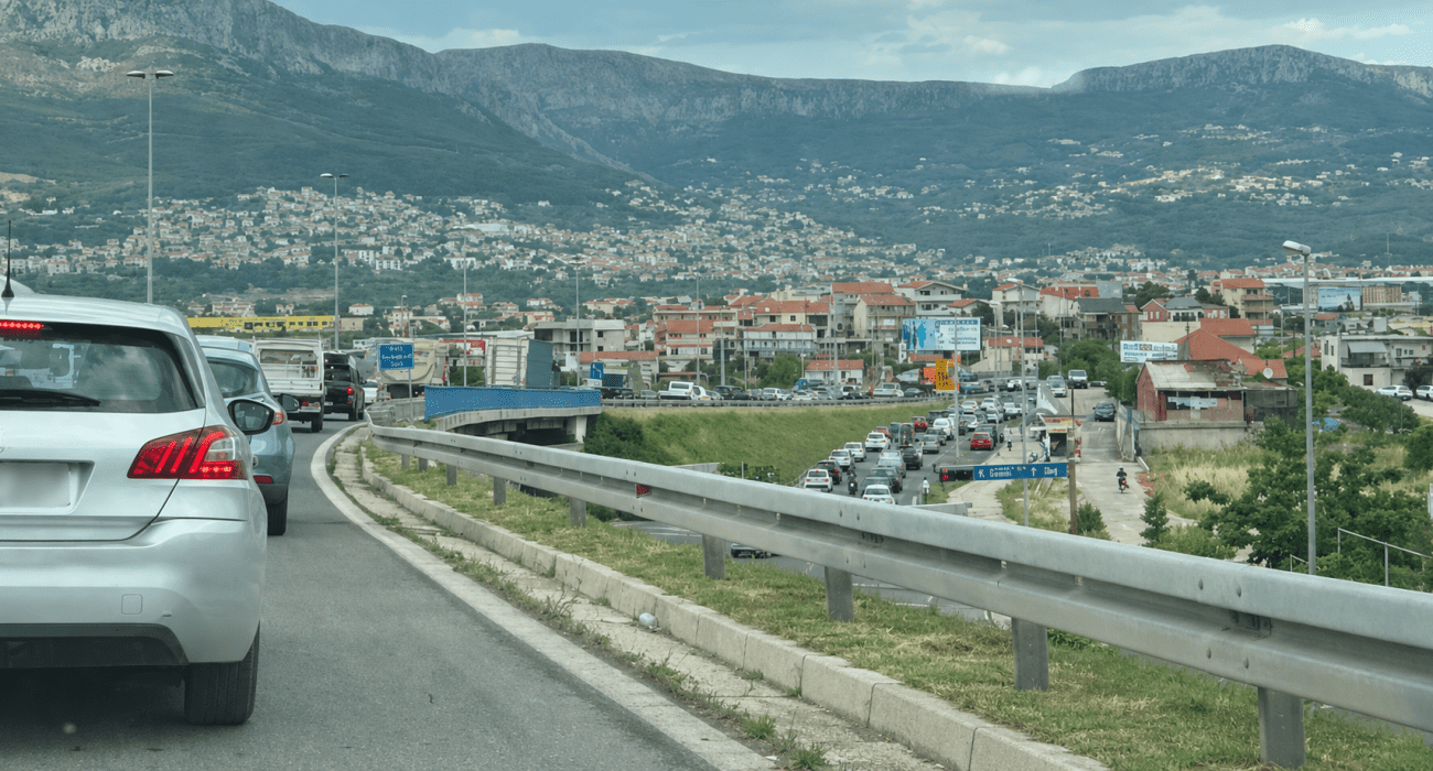 Kilometarske kolone prema Solinu, Kaštelima i Dugopolju, vozači očajni: "Jedva se mičemo s mjesta"