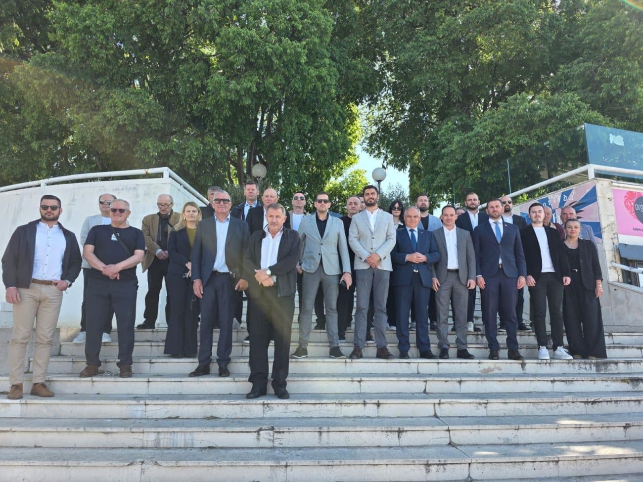 FOTOGALERIJA Počast prvom hrvatskom predsjedniku: HDZ Split obilježio obljetnicu rođenja dr. Franje Tuđmana polaganjem vijenaca i svijeća