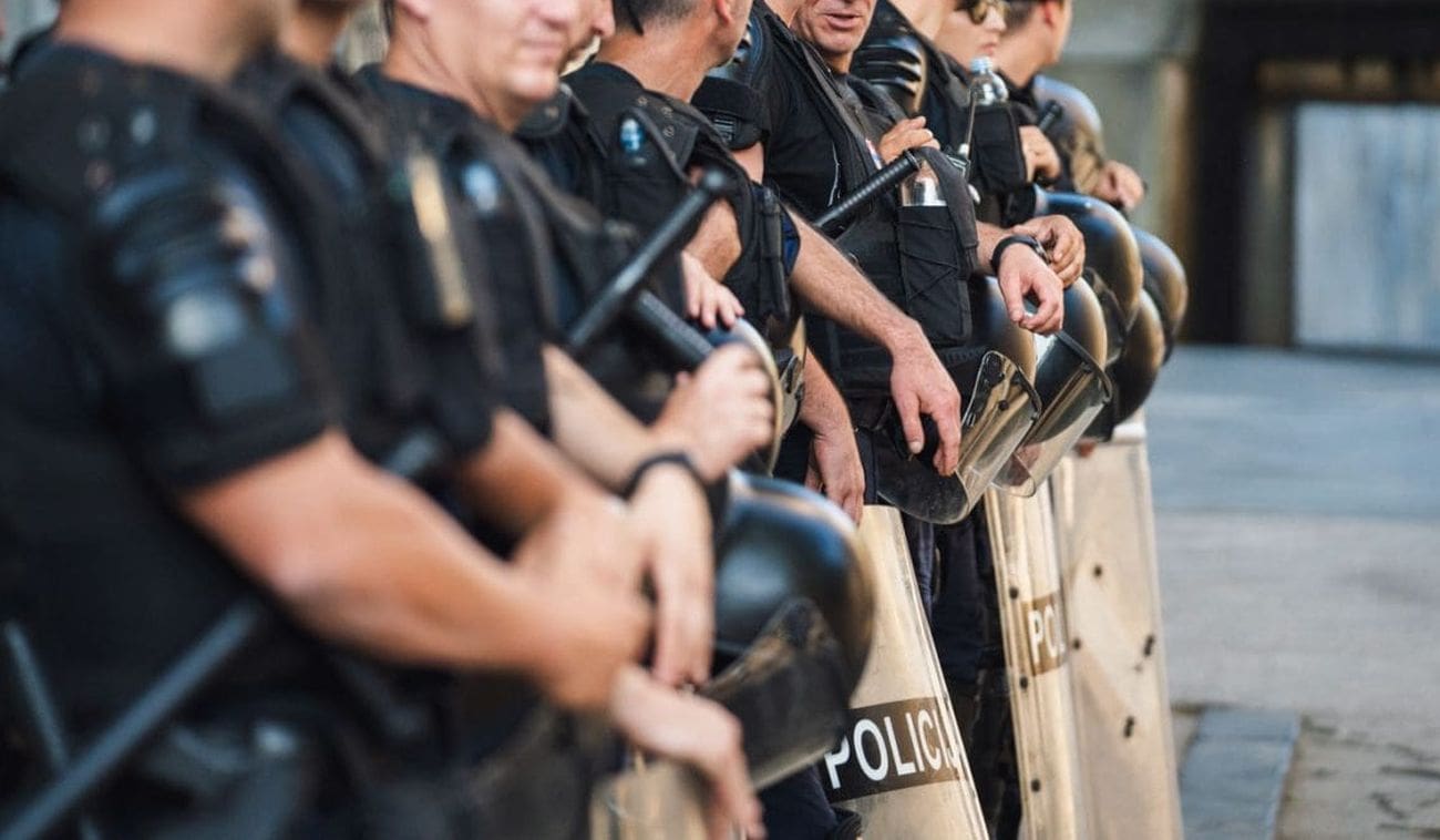 Kaos u Italiji! Policija suzavcem rastjerivala navijače, ima ozlijeđenih: "Prekinite utakmicu"