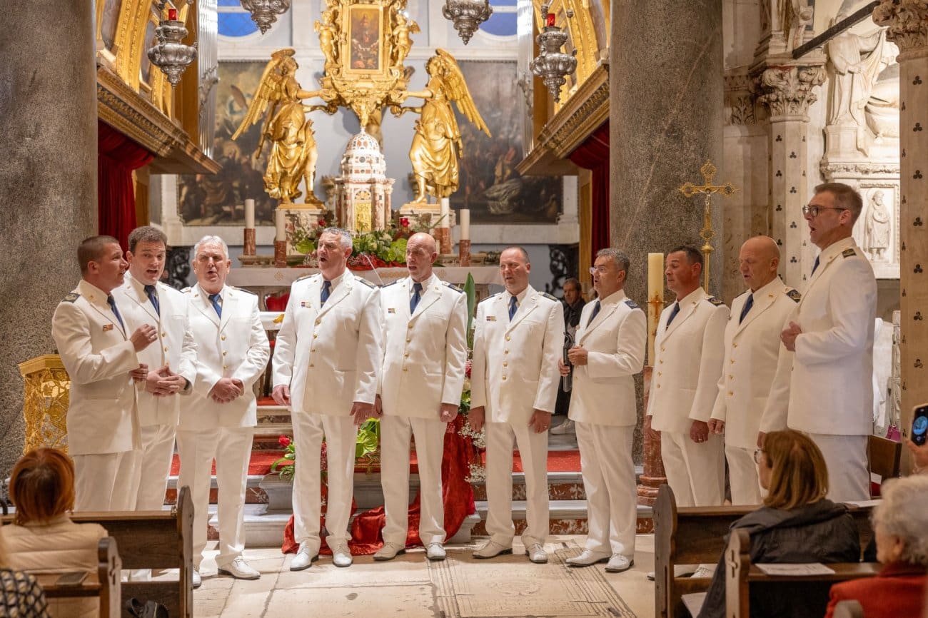 Klapa Sveti Juraj HRM svečanim koncertom u Splitu otvorila obilježavanje 25 godina djelovanja