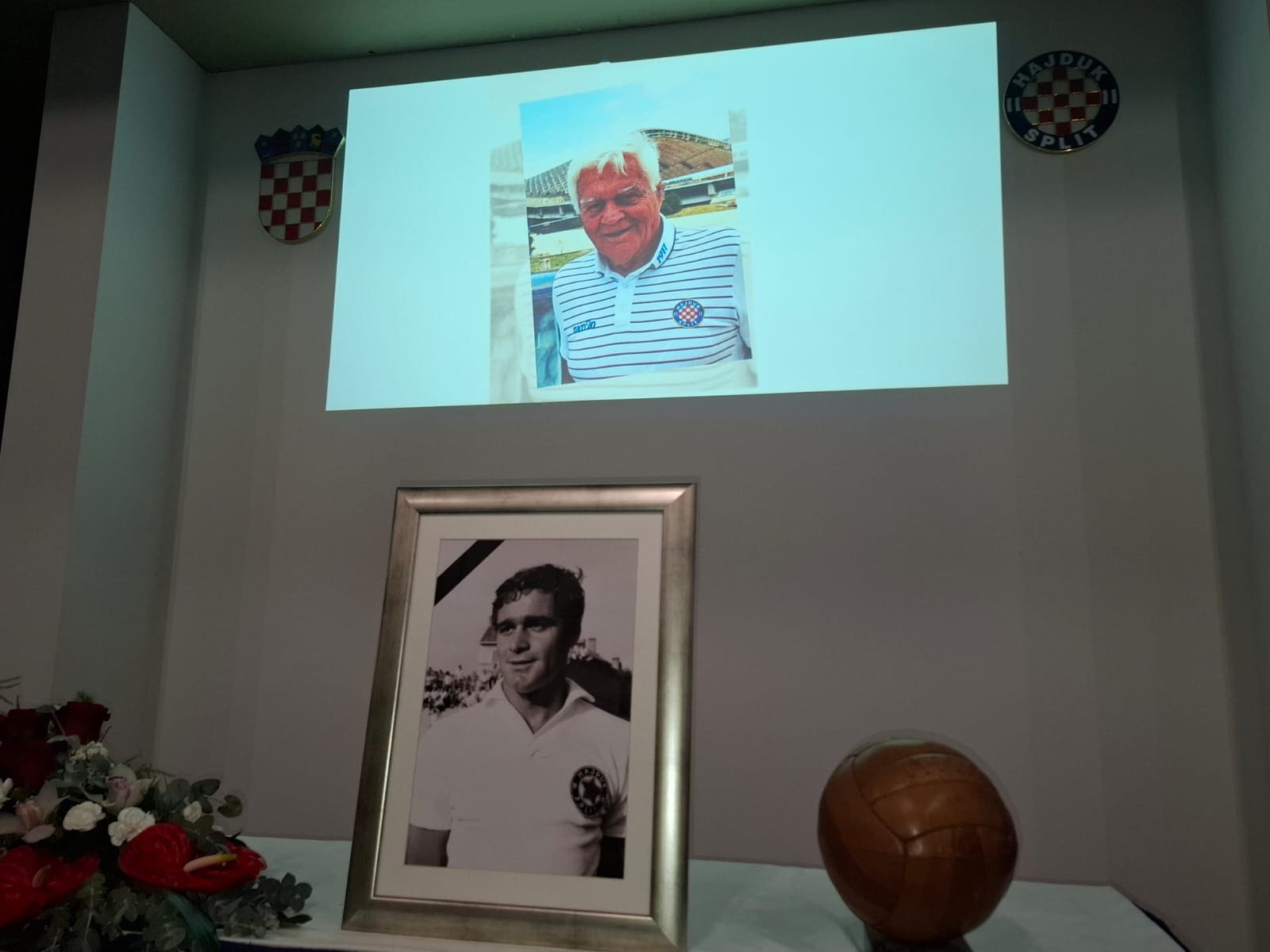 Posljednje zbogom velikom hajdukovcu: "Ivo Bego bio je simbol otpora, poštenja i vjernosti"
