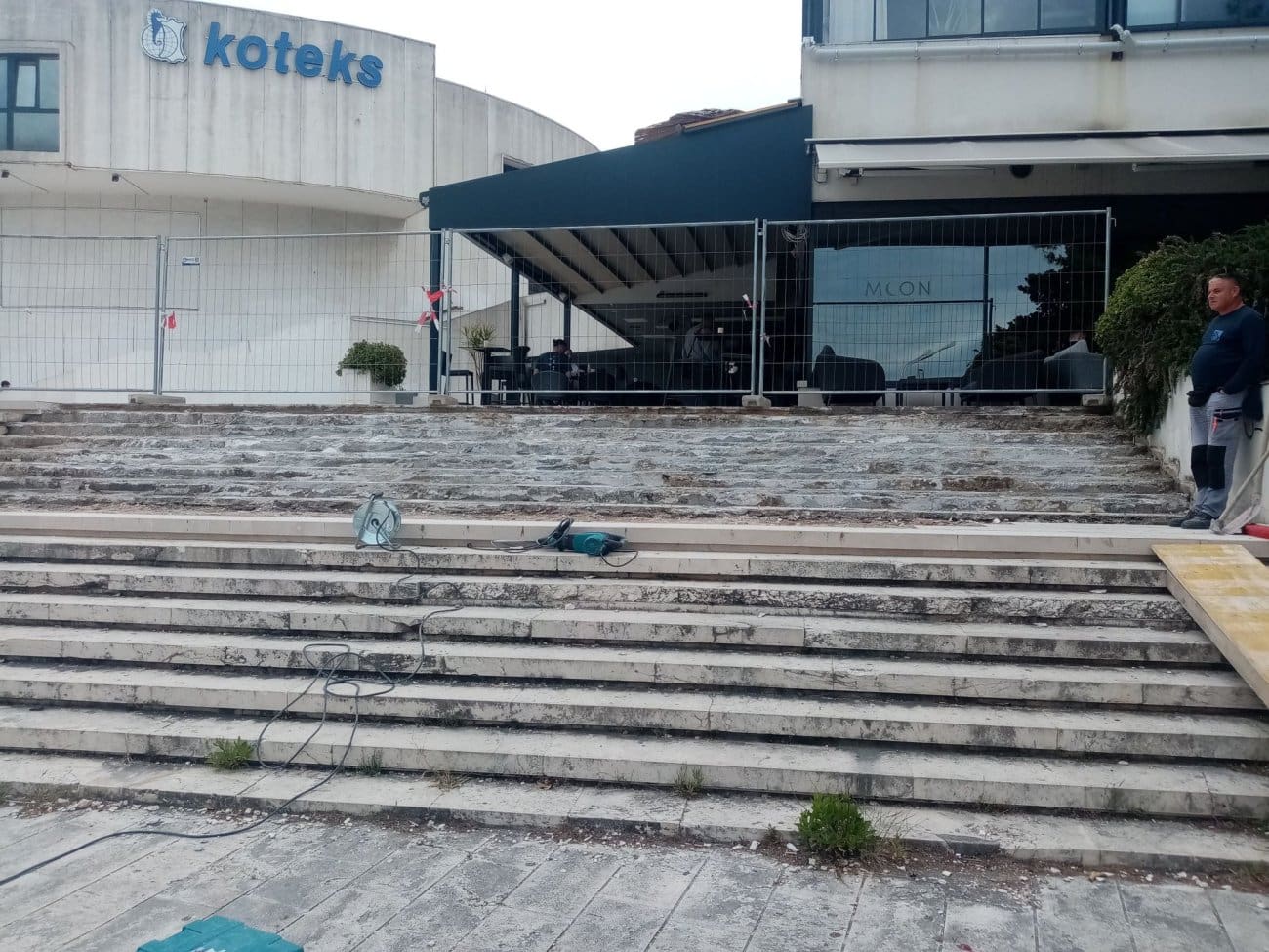 Konačno stiglo na red: Uređuje se stepenište ispod Moona, građani pozvani na oprez
