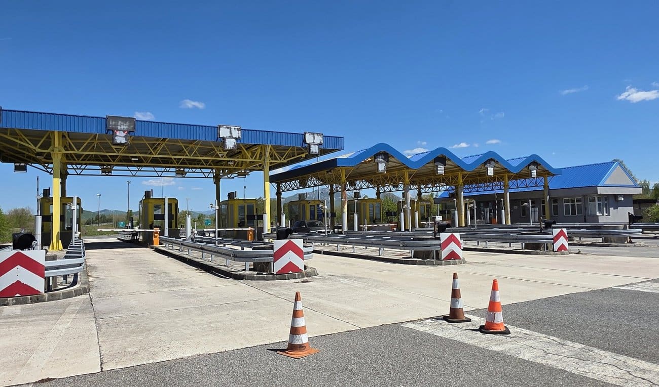Kamion izletio s autoceste između Zagvozda i Šestanovca, zatvoren jedan trak