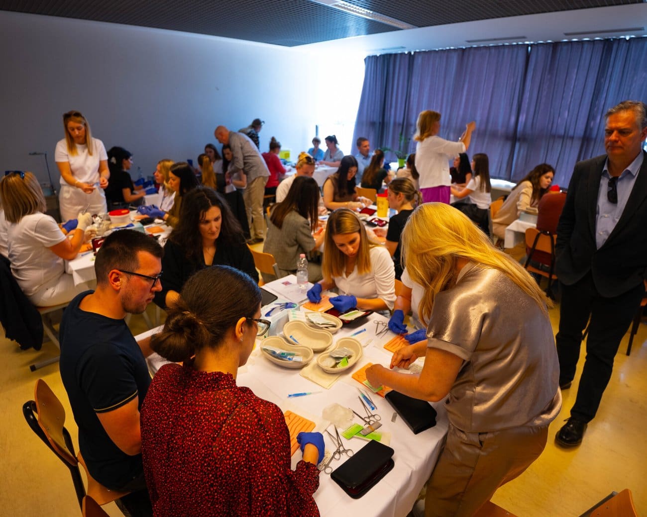 FOTO U Splitu održana prva Škola primaljstva: Edukacija koja jača kompetencije primalja i sigurnost skrbi za rodilje