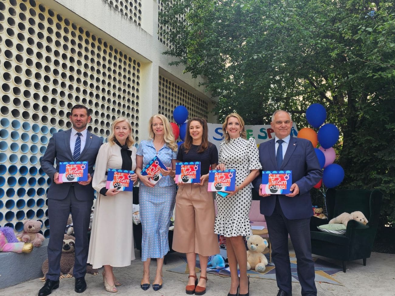 Najljepši poklon za Sudamju: Promovirana slikovnica „Split u našim očima“