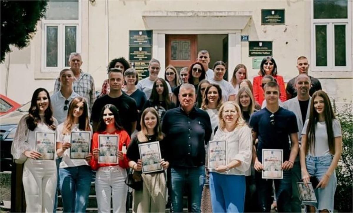 Sinj nagradio svoje najbolje učenike: Bulj upriličio svečani prijem