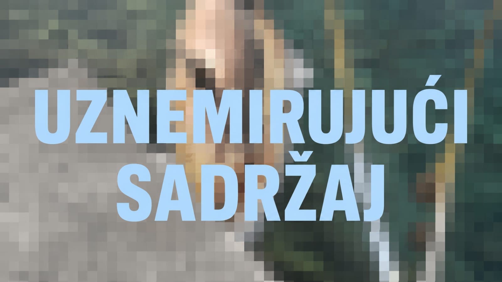 "Ne može se disati od smrada": Mrtvi kit doplutao do naseljene uvale u Dalmaciji