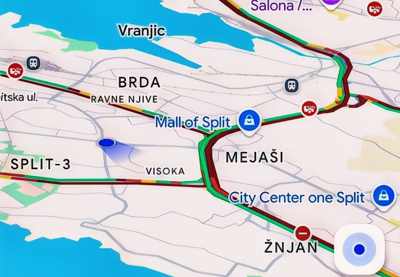Crveni se Split: Četiri auta sudarila se na Domovinskog rata. Nevrijeme i kiša paralizirali promet u cijeloj splitskoj okolici