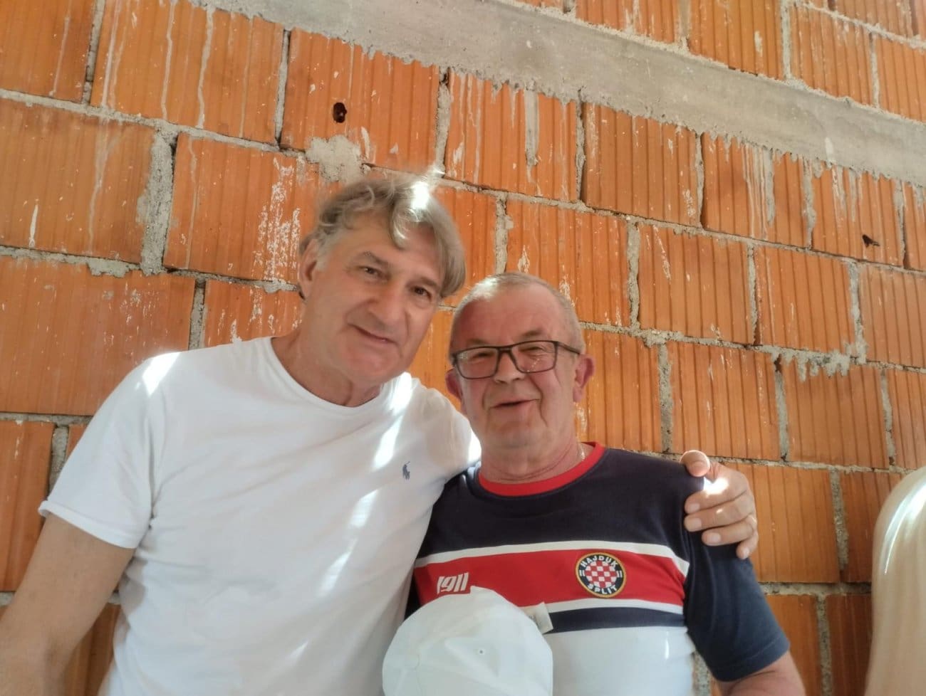 Navijač Hajduka predlaže spomenik Oliveru i Jerkoviću: Inspiracija je legendarna fotografija Feđe Klarića