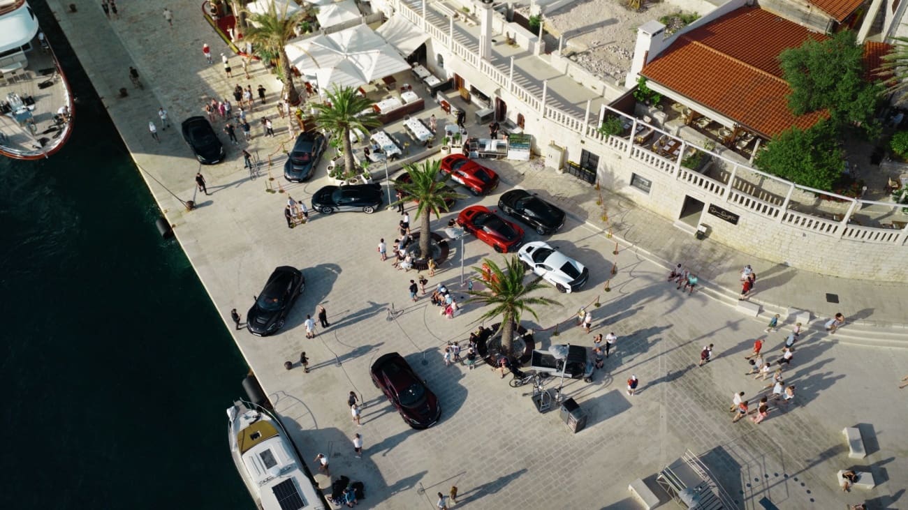 FOTO Rimčeve Nevere ponovno oduševile Hvar, stigli vlasnici iz cijelog svijeta
