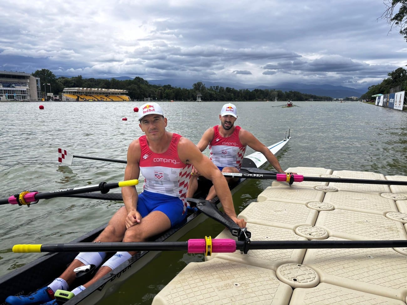 Hrvatski veslači uspješni u Plovdivu: Sinkovići među polufinalistima